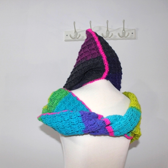 🌈NEW Hooded Crochet Cowl Scarf Wrap Colorful HANDCRAFTED - Picture 7 of 15